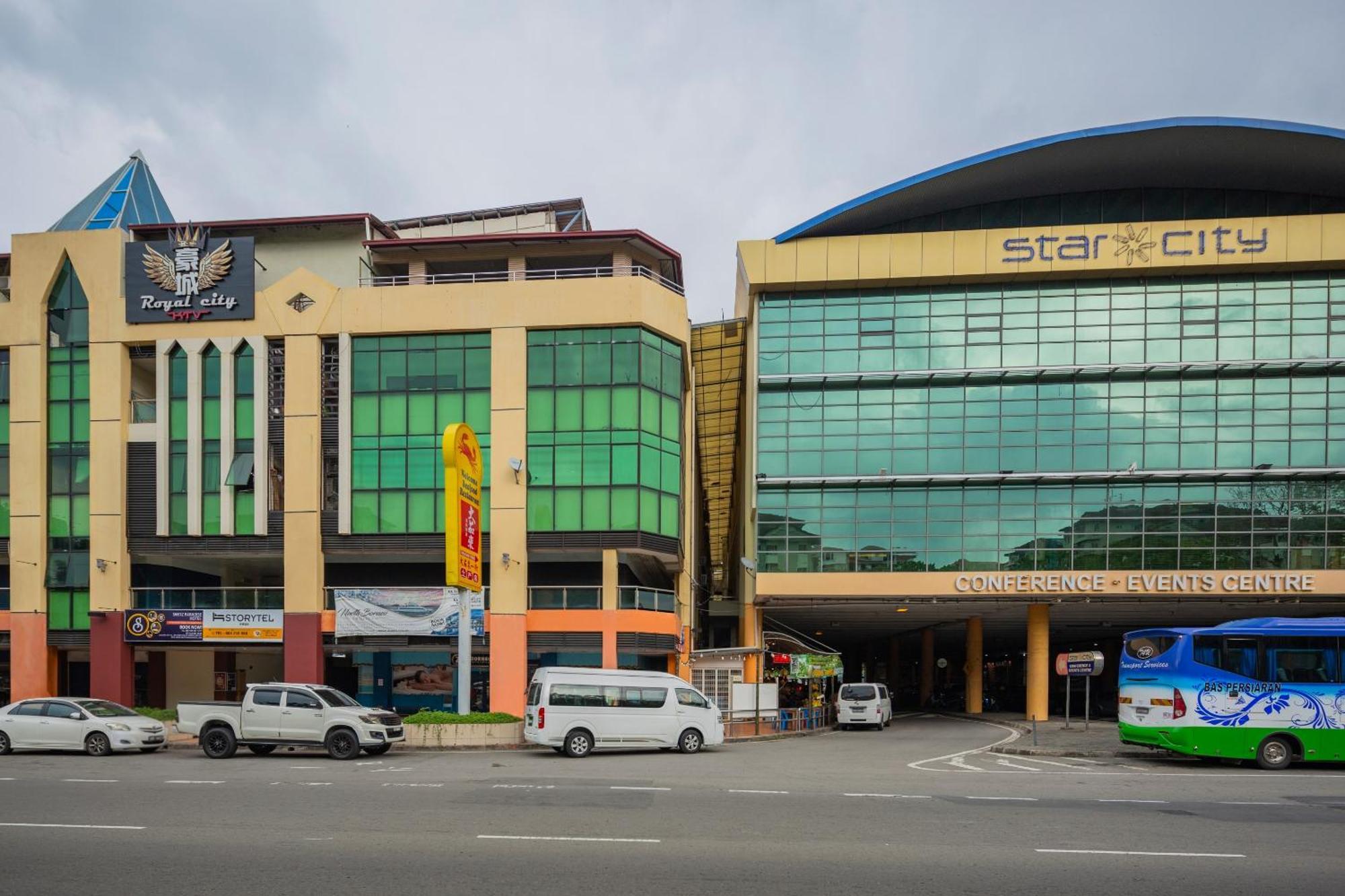 Super Oyo 218 Storytel Hotel Kota Kinabalu Exterior photo
